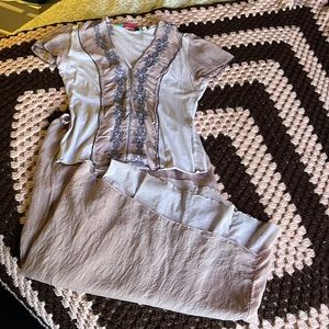 Johnny was 2 piece Blush pink set sz s